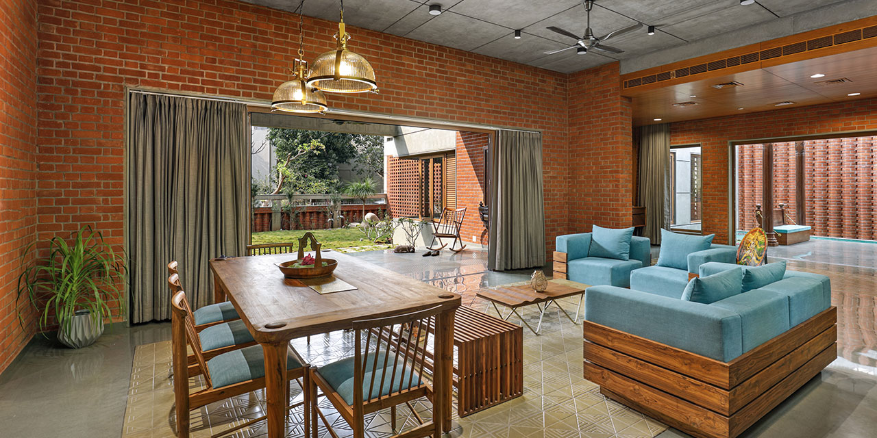 project-4-slide1img